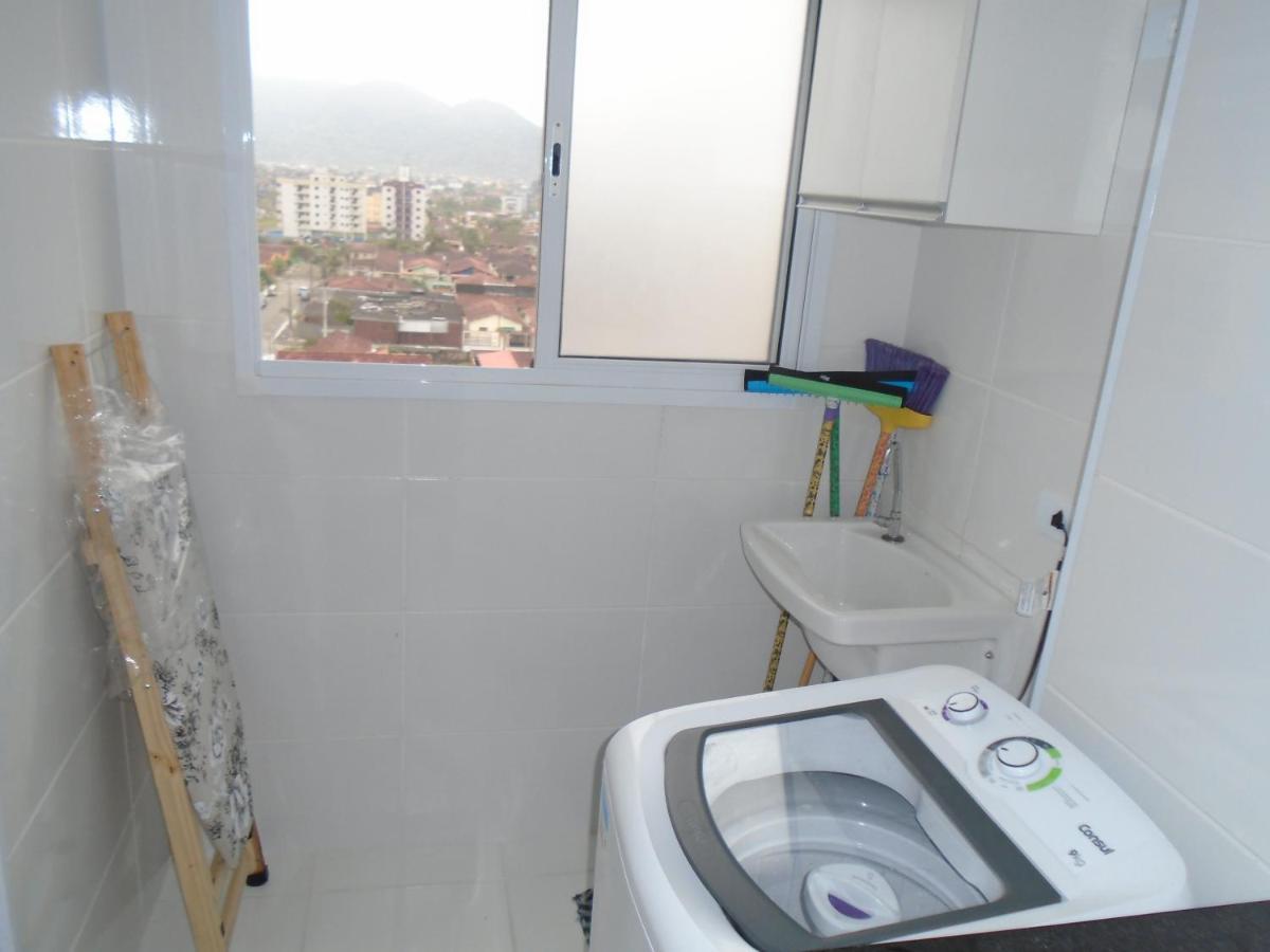 Apartamento em Mongaguá, Frente ao Mar Exterior foto