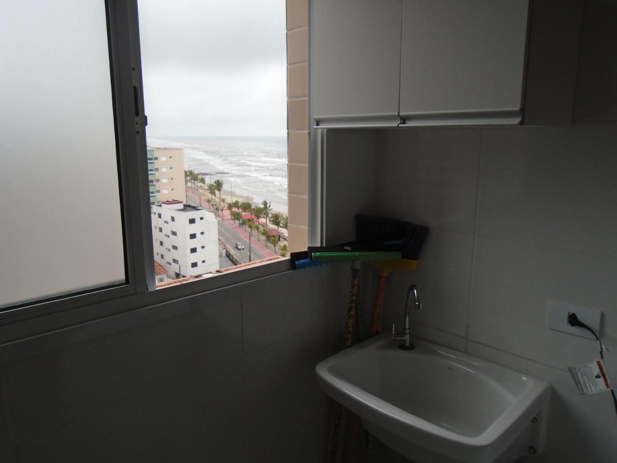 Apartamento em Mongaguá, Frente ao Mar Exterior foto