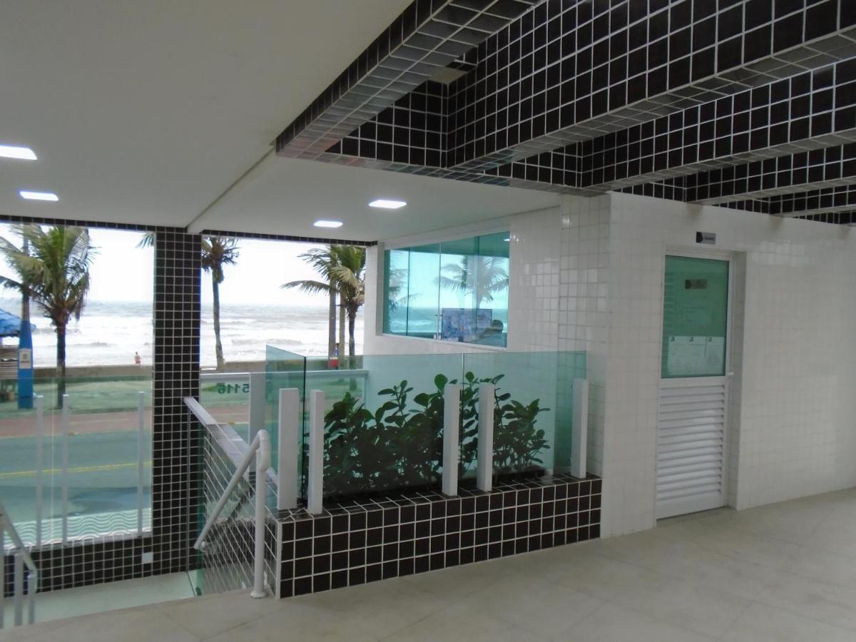 Apartamento em Mongaguá, Frente ao Mar Exterior foto