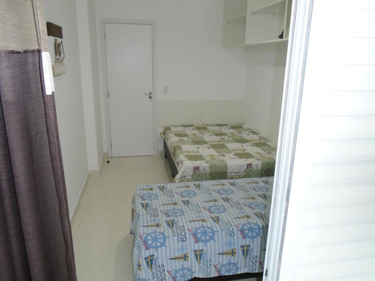 Apartamento em Mongaguá, Frente ao Mar Exterior foto